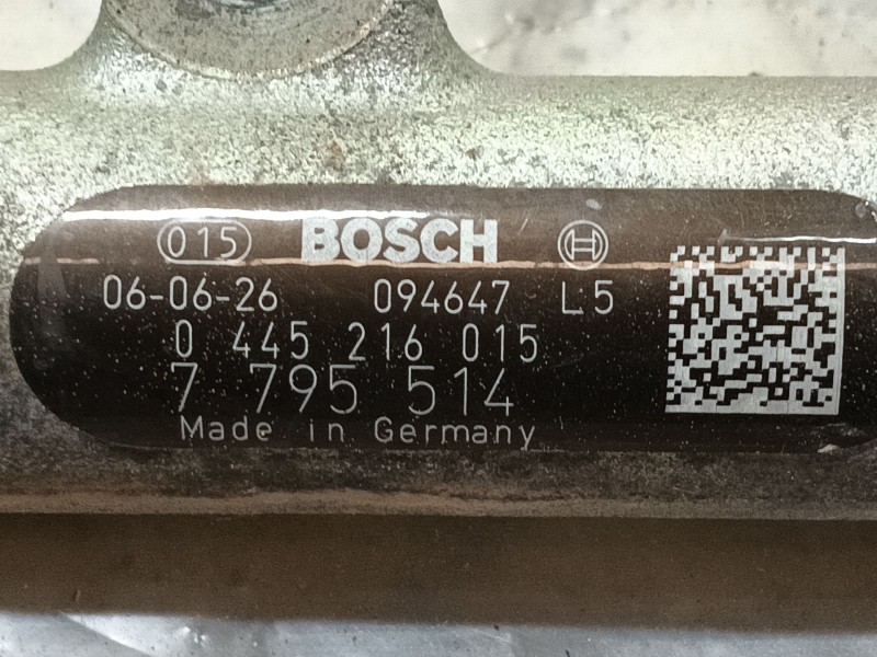 Recambio de rampa inyectora para bmw 7 (e65, e66, e67) 730 ld referencia OEM IAM 13537805727  