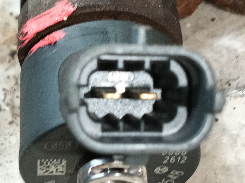 Recambio de inyector para iveco daily vi furgoneta 33s16, 35s16, 35c16, 40c16, 50c16 referencia OEM IAM 504389548 0445110418 