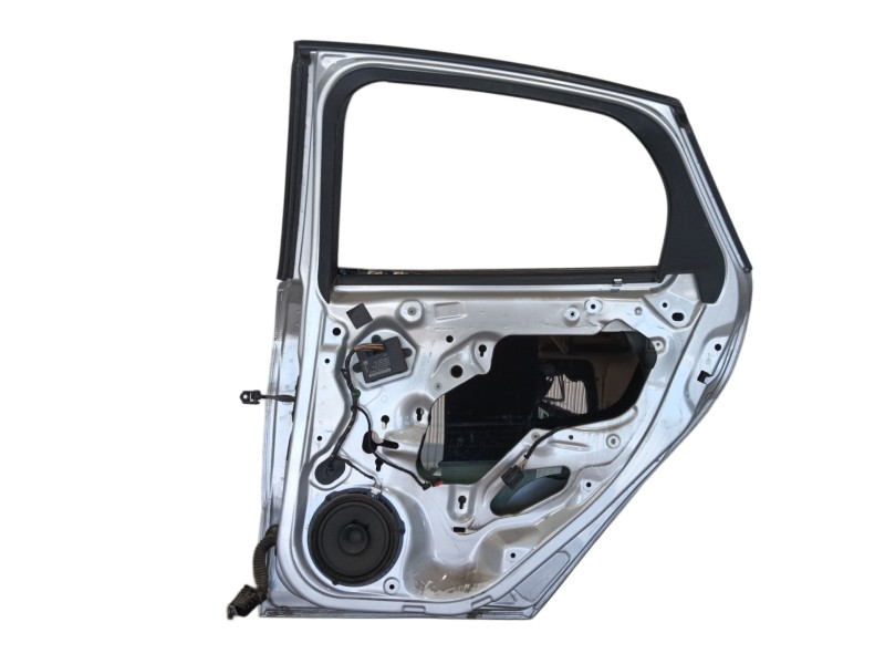 Recambio de puerta trasera derecha para ford focus iii 1.6 ti referencia OEM IAM 2172759  