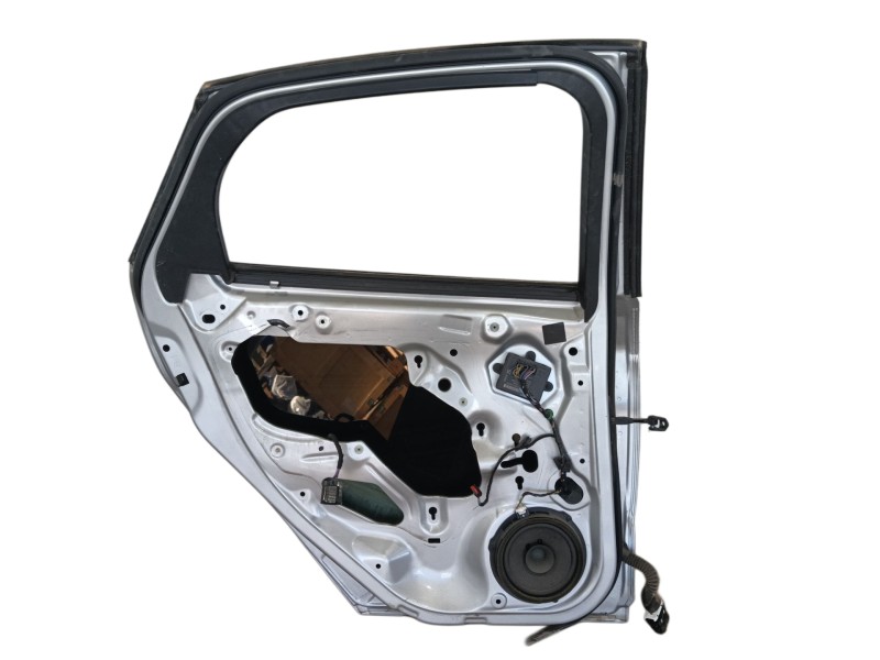 Recambio de puerta trasera izquierda para ford focus iii 1.6 ti referencia OEM IAM 2172760  