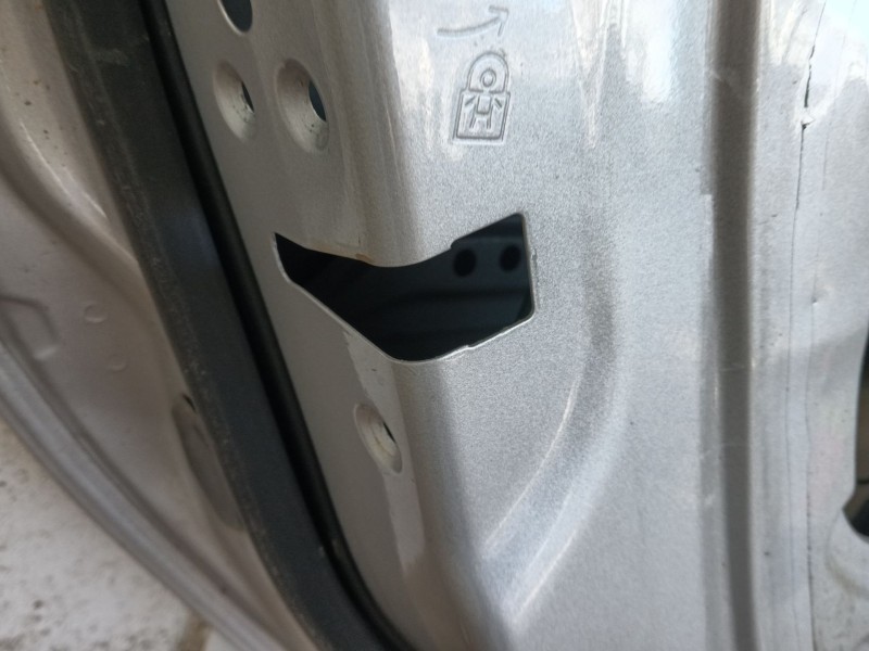 Recambio de puerta trasera izquierda para ford focus iii 1.6 ti referencia OEM IAM 2172760  