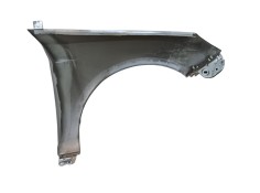 Recambio de aleta delantera izquierda para ford focus iii 1.6 ti referencia OEM IAM 2171304 PBM51A16009AG 