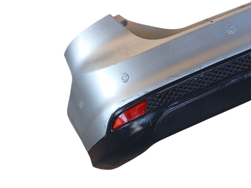 Recambio de paragolpes trasero para ford focus iii 1.6 ti referencia OEM IAM 1731174  