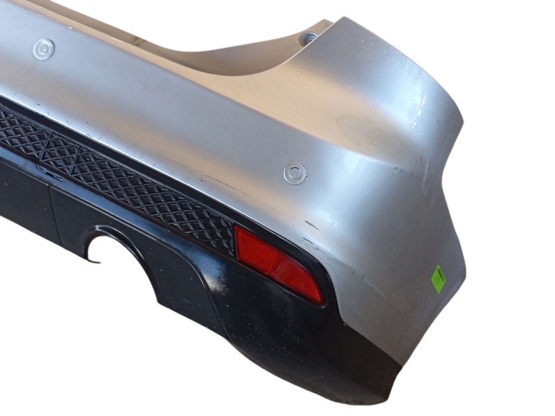 Recambio de paragolpes trasero para ford focus iii 1.6 ti referencia OEM IAM 1731174  