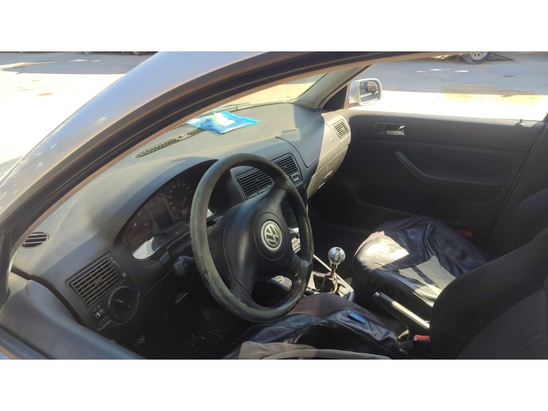 volkswagen golf iv (1j1) del año 2001