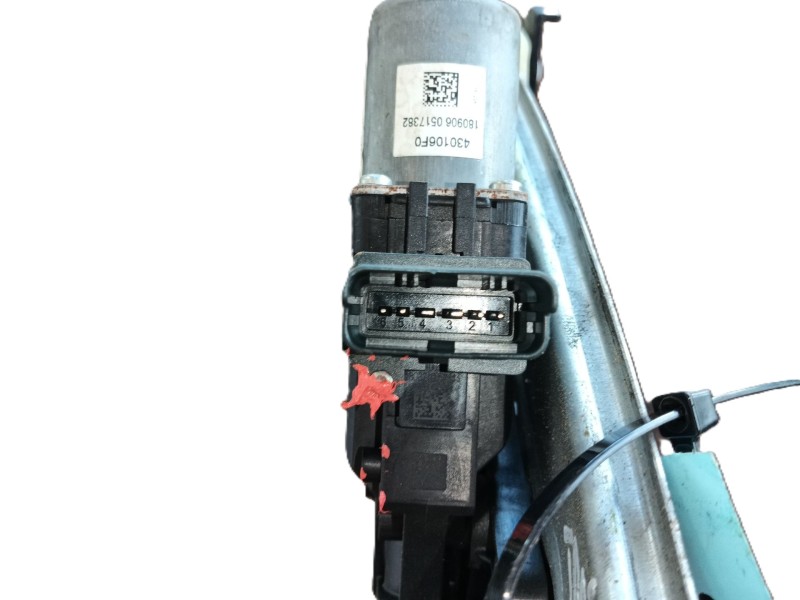 Recambio de elevalunas trasero derecho para renault megane iv hatchback (b9a/m/n_) 1.3 tce 140 (b9nb) referencia OEM IAM   