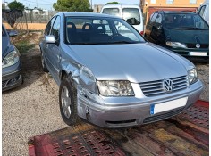 VOLKSWAGEN BORA I (1J2)