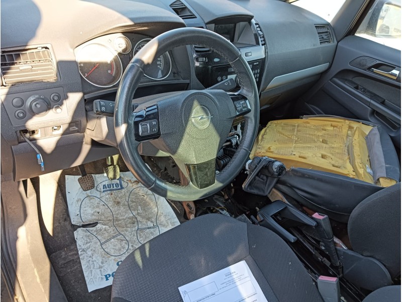 opel zafira / zafira family b (a05) del año 2011