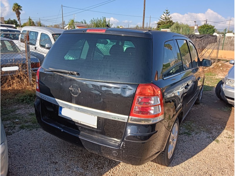 opel zafira / zafira family b (a05) del año 2011