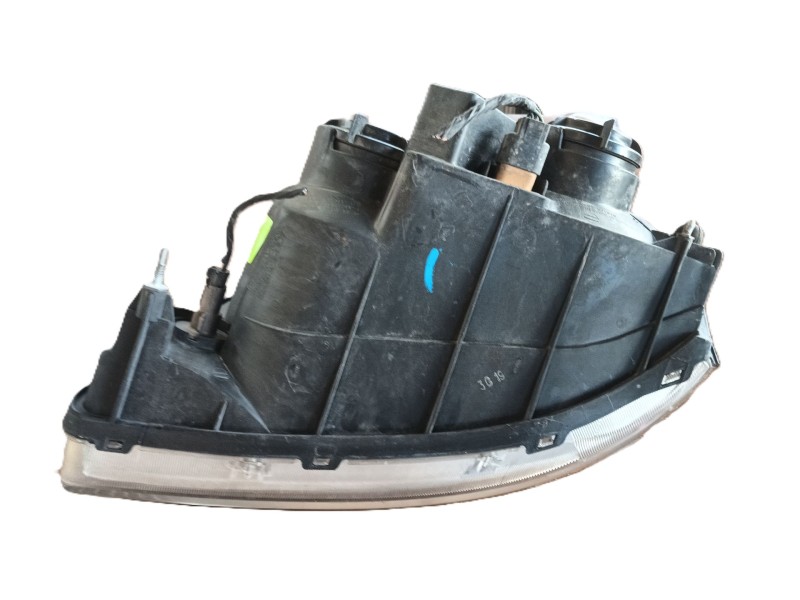 Recambio de faro derecho para chevrolet nubira sedán 1.8 referencia OEM IAM   