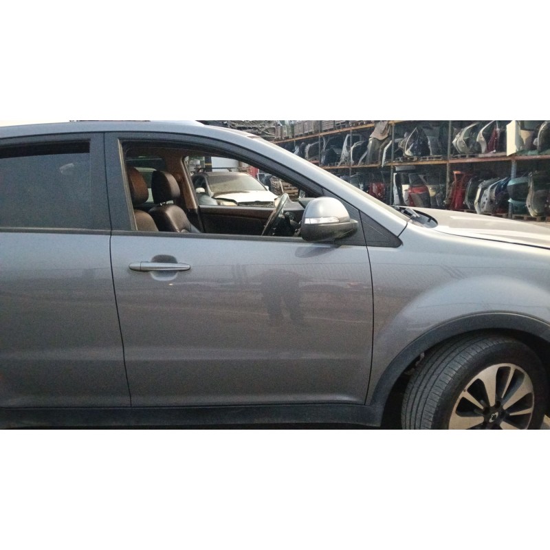 Recambio de puerta delantera derecha para ssangyong korando (ck) 2.0 e-xdi referencia OEM IAM 6202134106  