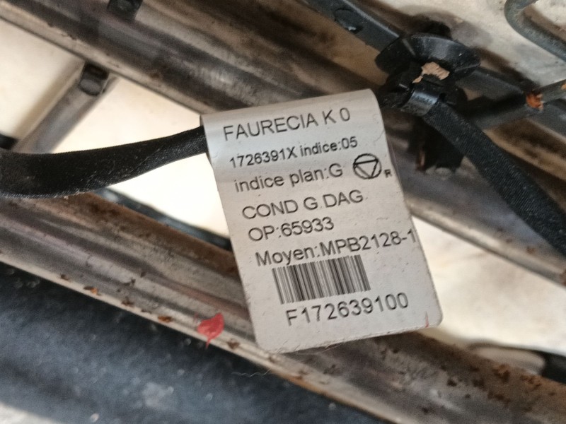 Recambio de asiento delantero izquierdo para fiat scudo furgoneta 2.0 multijet 145 (506) referencia OEM IAM   
