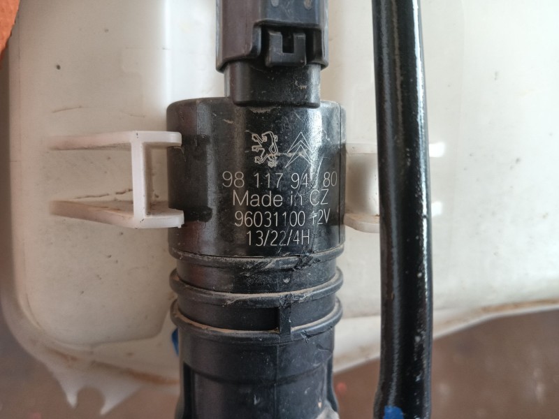 Recambio de deposito limpia para fiat scudo furgoneta 2.0 multijet 145 (506) referencia OEM IAM   