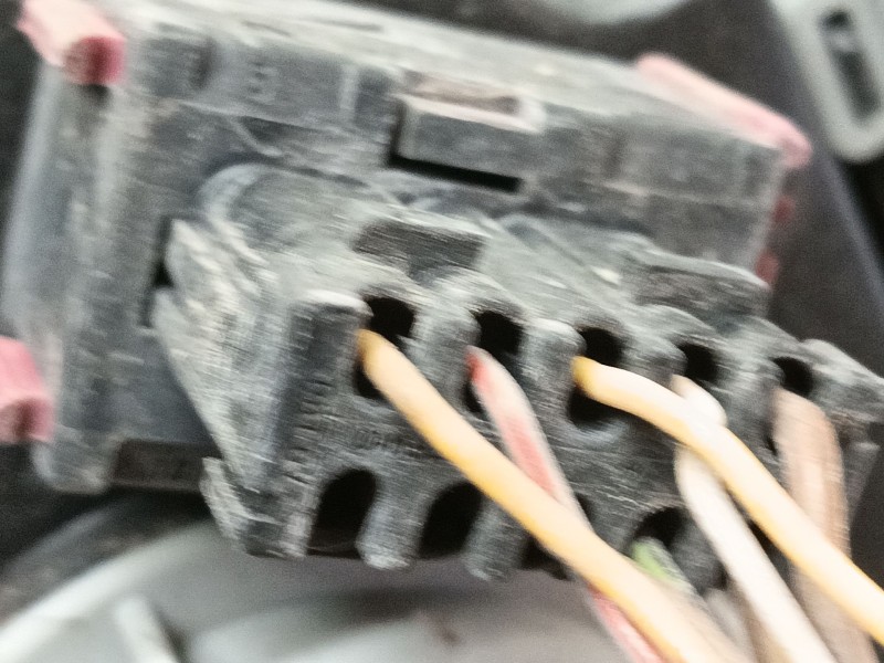 Recambio de faro derecho para opel corsa c (x01) 1.3 cdti (f08, f68) referencia OEM IAM 93188580  