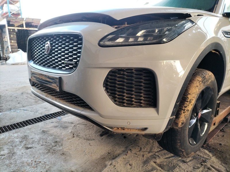 Recambio de paragolpes delantero para jaguar e-pace (x540) 2.0 d180 awd referencia OEM IAM   