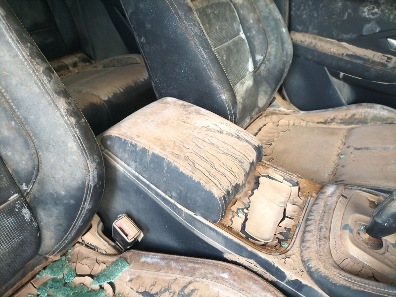 Recambio de apoyabrazos central para jaguar e-pace (x540) 2.0 d180 awd referencia OEM IAM   