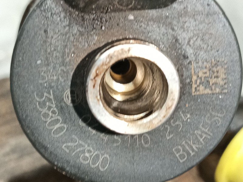 Recambio de inyector para hyundai santa fé ii (cm) 2.2 crdi 4x4 referencia OEM IAM 3380027800 0445110254 