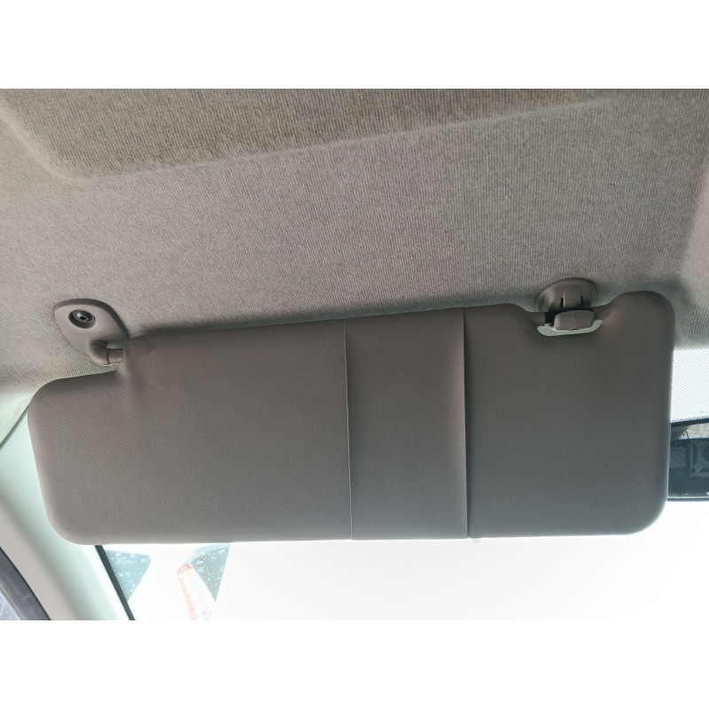 Recambio de parasol izquierdo para dacia sandero ii (b8_) 1.2 referencia OEM IAM 964012342R  