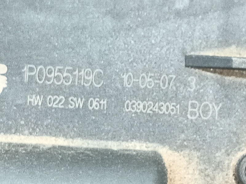 Recambio de motor limpia delantero para seat leon (1p1) 1.6 tdi referencia OEM IAM 1P0955119C 3397021324 