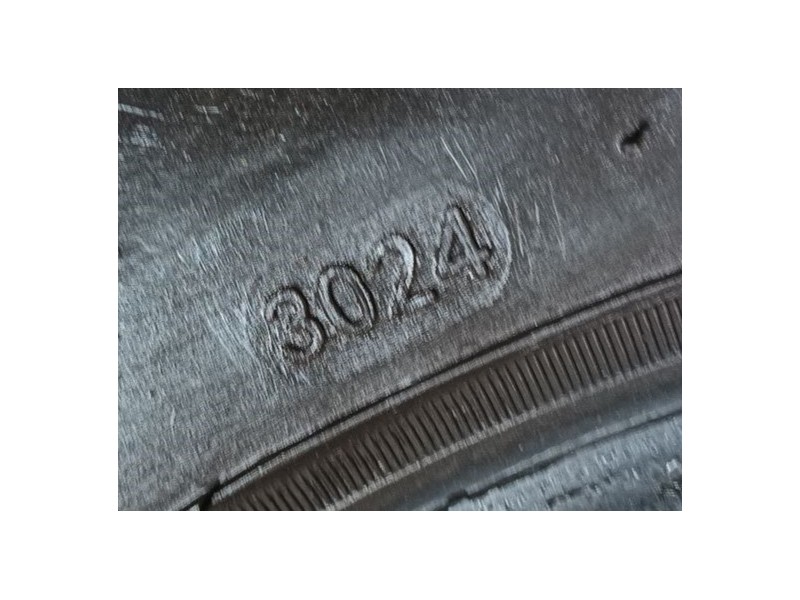 Recambio de neumatico para » otros... modelos referencia OEM IAM   