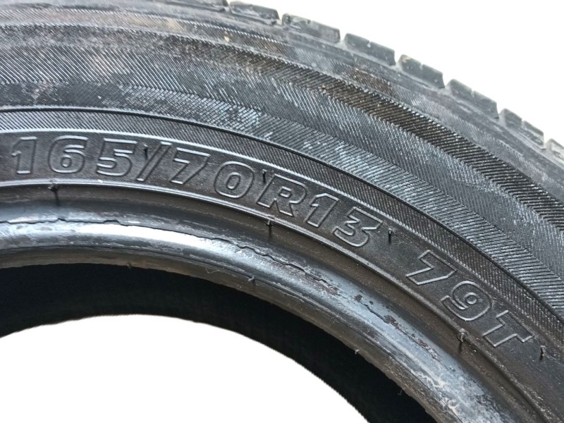 Recambio de neumatico para » otros... modelos referencia OEM IAM 165/70 R13 79T 2 KUMHO