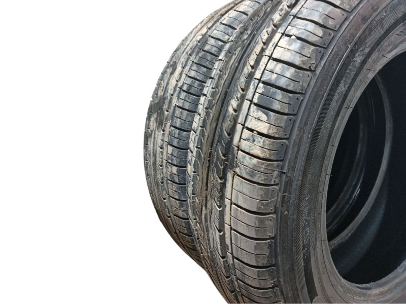Recambio de neumatico para » otros... modelos referencia OEM IAM 165/70 R13 79T 2 KUMHO
