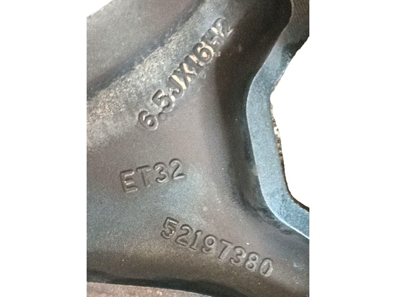 Recambio de llanta para jeep  avenger (j2) 1.2 turbo gasolina 1199ccm 101cv 74kw referencia OEM IAM   