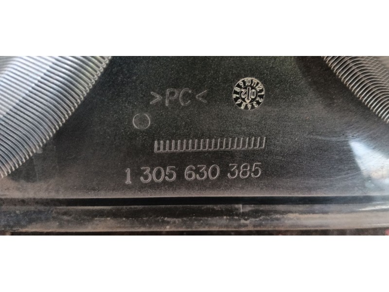 Recambio de faro izquierdo para volkswagen polo iv (9n_, 9a_) 1.4 16v referencia OEM IAM   