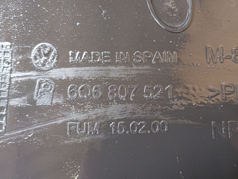 Recambio de paragolpes trasero para volkswagen polo iv (9n_, 9a_) 1.4 16v referencia OEM IAM  606807521 