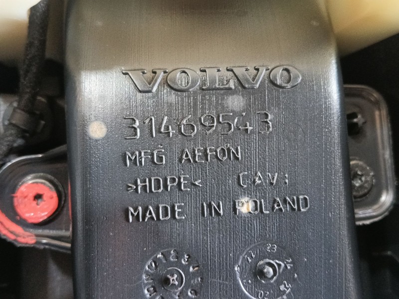 Recambio de apoyabrazos central para volvo xc40 (536) b3 mild-hybrid referencia OEM IAM   