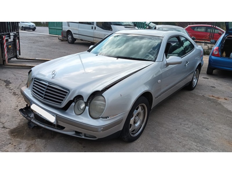 mercedes-benz clk (c208) del año 1999