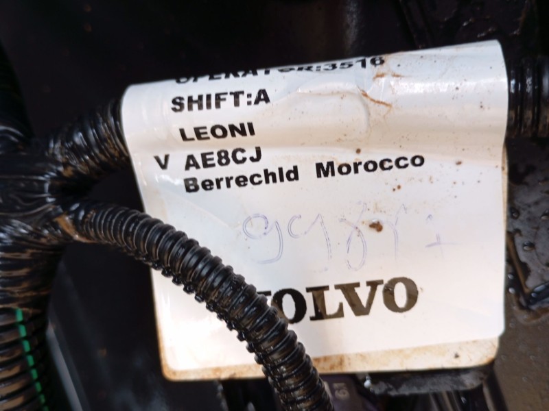 Recambio de paragolpes delantero para volvo xc40 (536) b3 mild-hybrid referencia OEM IAM 40005169  