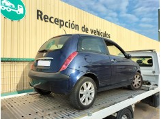 lancia ypsilon (843_) del año 2004 2