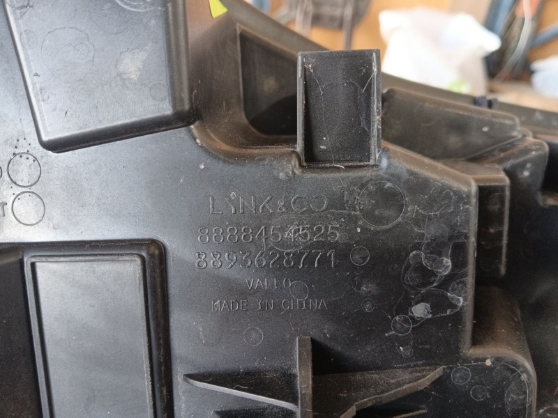 Recambio de piloto delantero derecho para lynk & co 01 phev referencia OEM IAM   