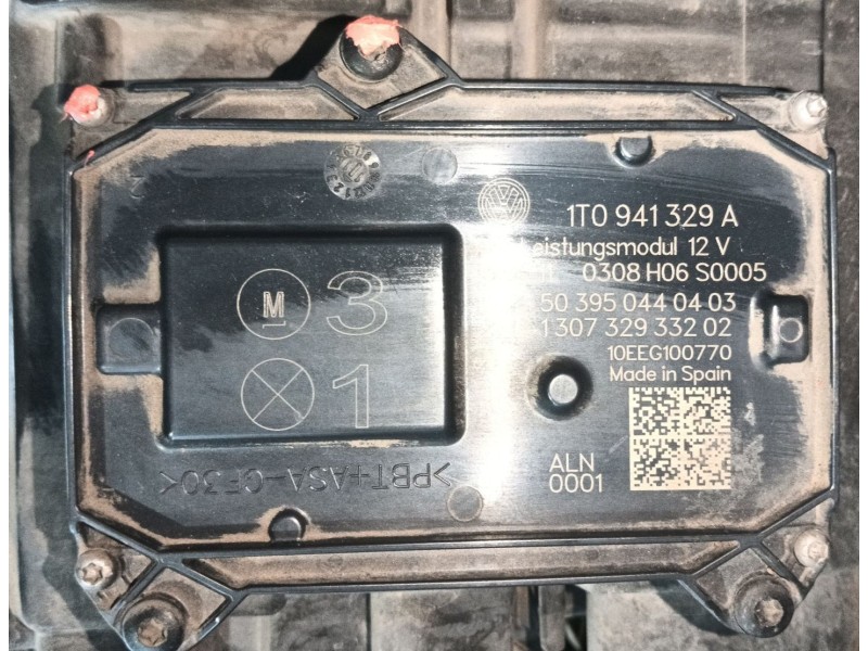 Recambio de faro izquierdo para volkswagen touran (1t3) 1.6 tdi referencia OEM IAM   