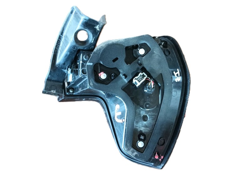 Recambio de piloto trasero izquierdo para lynk & co 01 phev referencia OEM IAM   