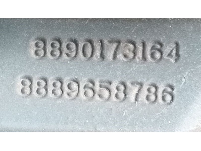 Recambio de llanta para lynk & co 01 phev referencia OEM IAM   