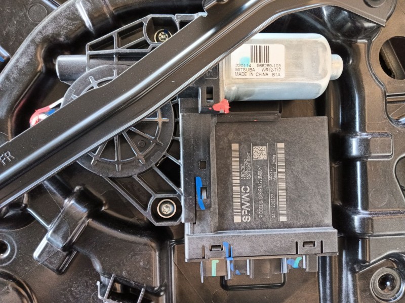 Recambio de elevalunas delantero derecho para lynk & co 01 phev referencia OEM IAM   