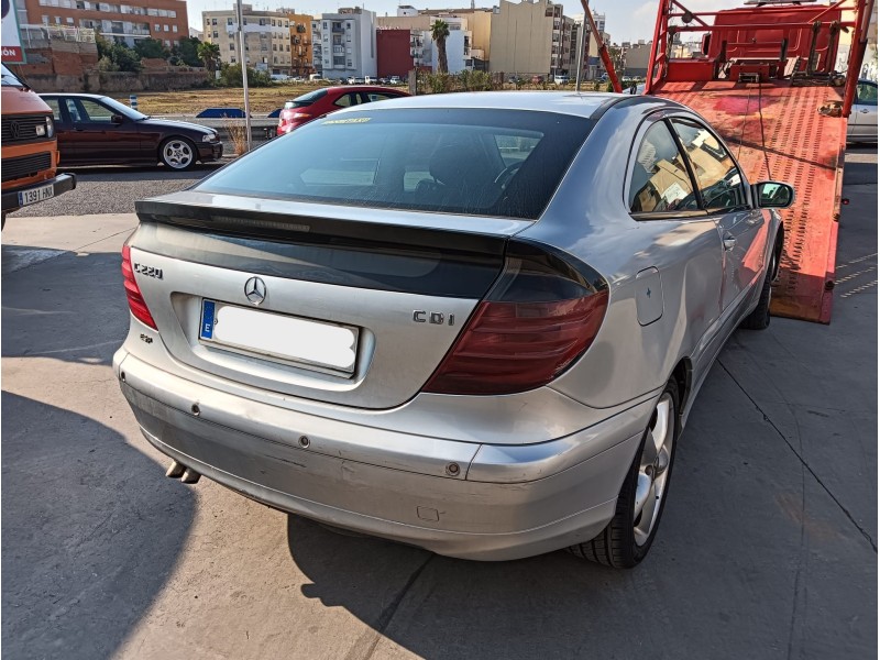 mercedes-benz clase c coupé (cl203) del año 2005