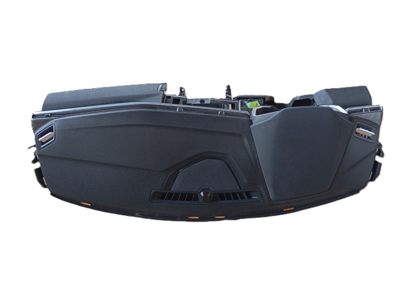 Recambio de salpicadero para lynk & co 01 phev referencia OEM IAM   