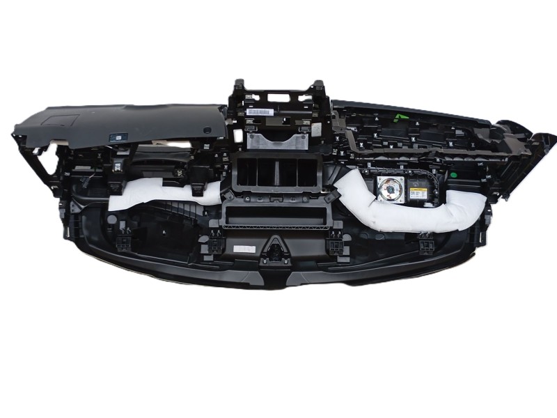 Recambio de salpicadero para lynk & co 01 phev referencia OEM IAM   