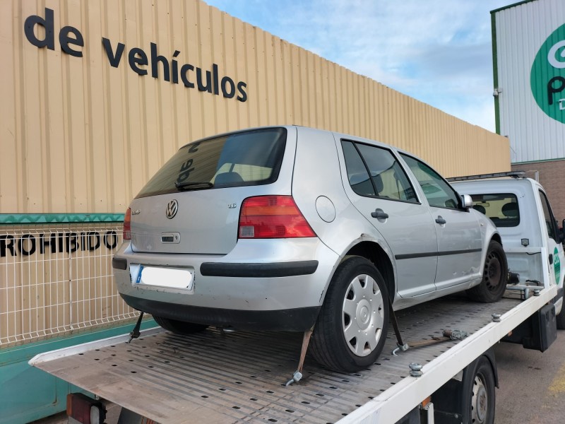 volkswagen golf iv (1j1) del año 2003