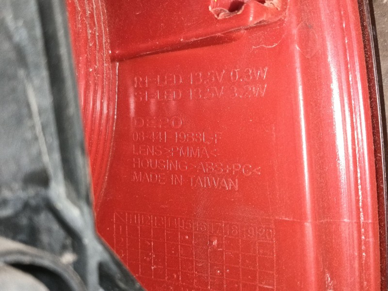 Recambio de piloto trasero izquierdo para volkswagen touran (1t3) 1.6 tdi referencia OEM IAM   