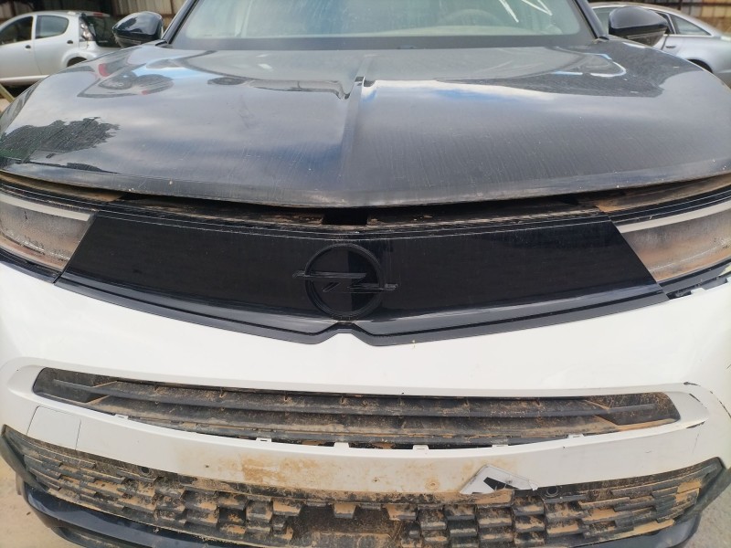 Recambio de rejilla delantera para opel mokka 1.2 (76) referencia OEM IAM   