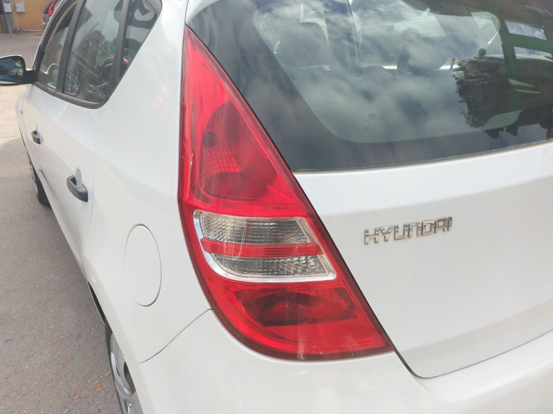 Recambio de piloto trasero izquierdo para hyundai i30 (fd) 1.4 referencia OEM IAM   