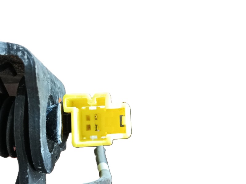 Recambio de enganche cinturon trasero izquierdo para lynk & co 01 phev referencia OEM IAM   