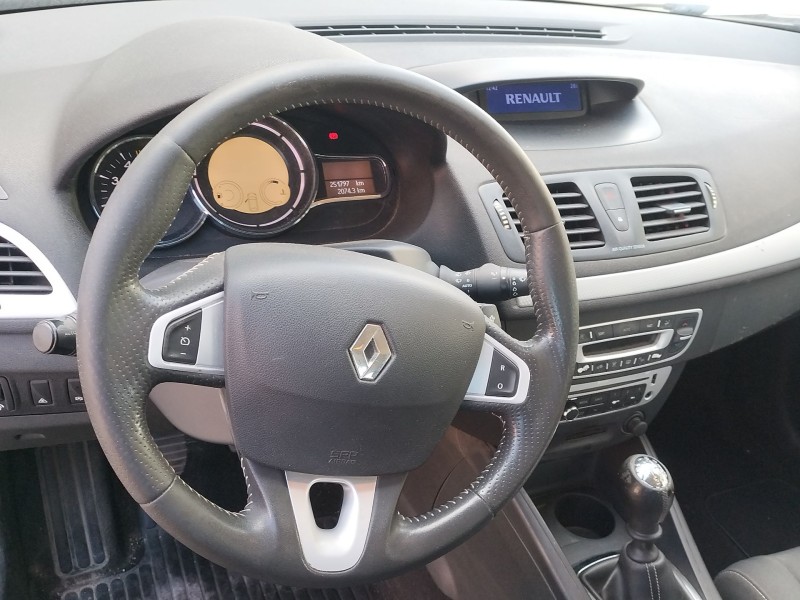 renault megane iii hatchback (bz0/1_, b3_) del año 2012