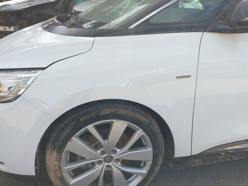 Recambio de aleta delantera izquierda para renault scénic iv (j9_) 1.3 tce 140 referencia OEM IAM   