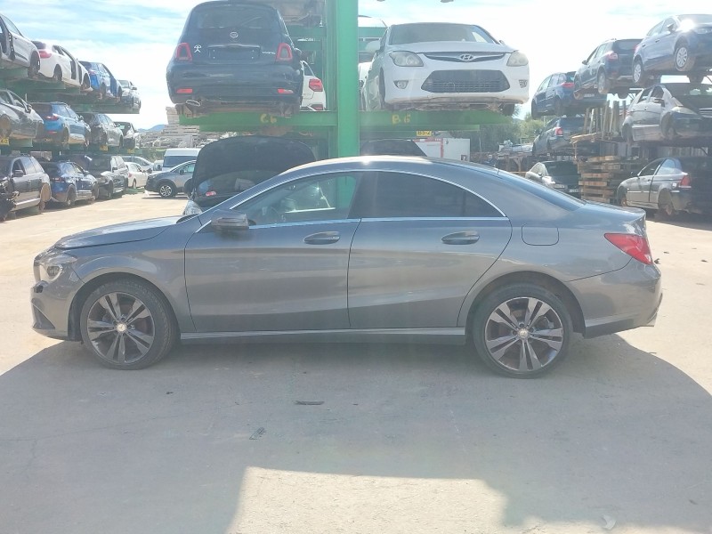 mercedes-benz cla coupé (c117) del año 2016