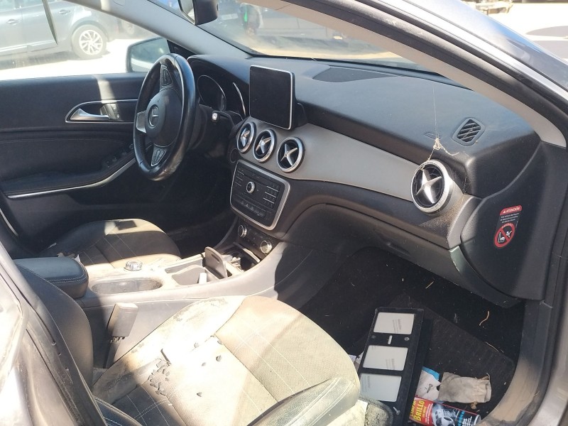 mercedes-benz cla coupé (c117) del año 2016